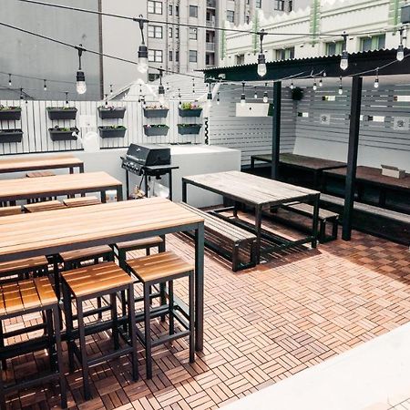 Mad Monkey Downtown Hostel Sydney Exterior photo
